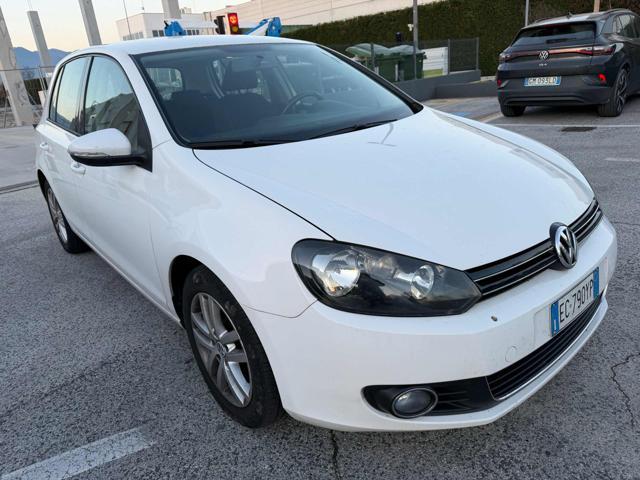 VOLKSWAGEN Golf 1.6 TDI 5p Highline senza nessun lavoro da fare