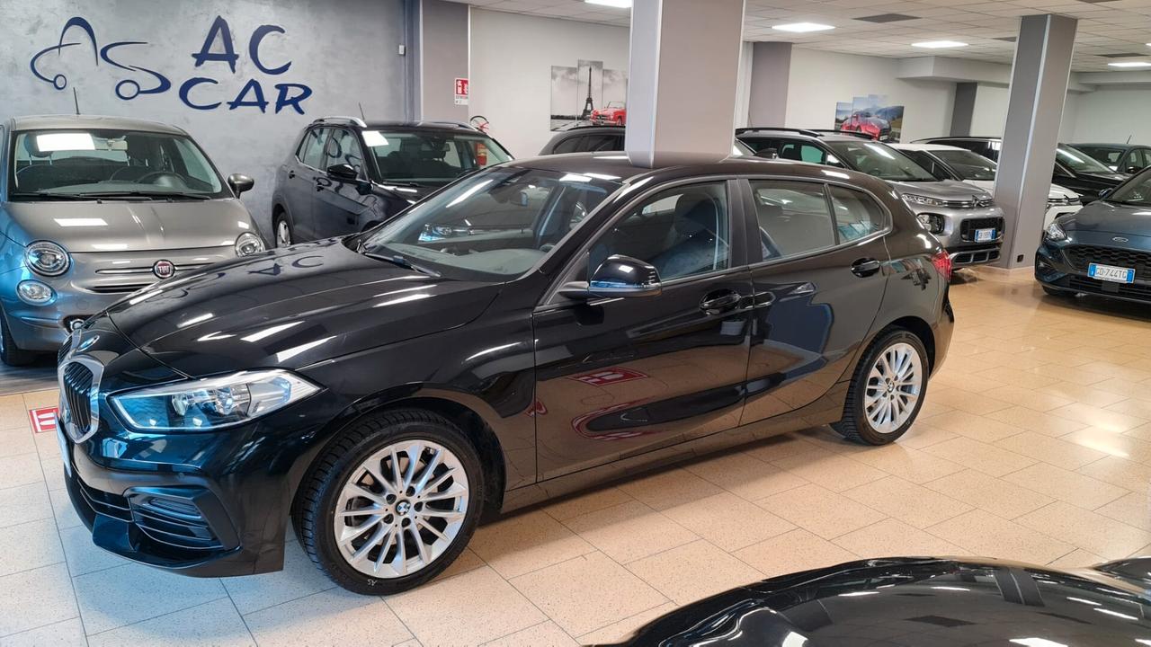 Bmw 118 118d 5p. Business Advantage