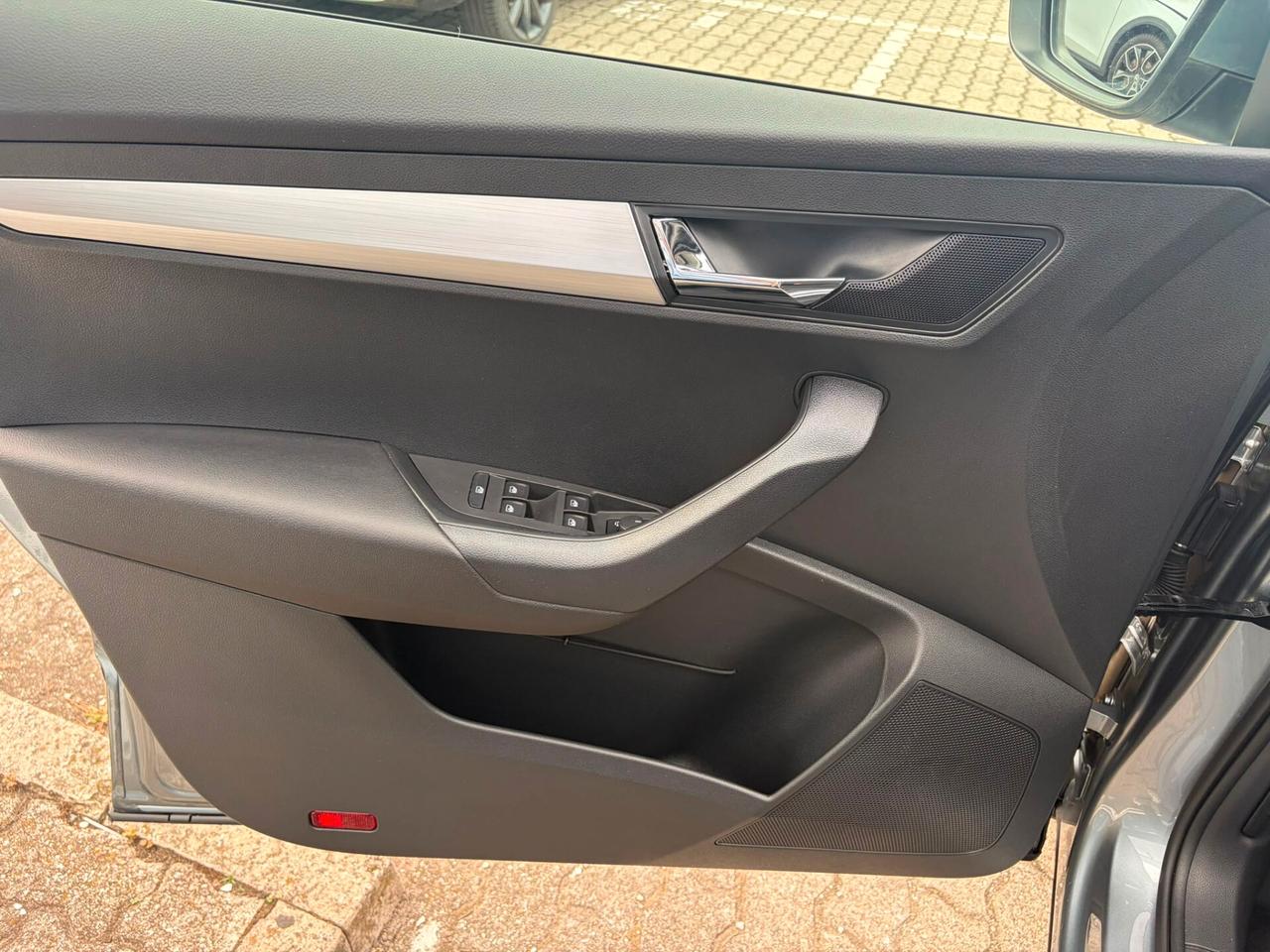 Skoda Karoq 1.6 tdi dsg KM0 SOLO 120KM PERCORSI