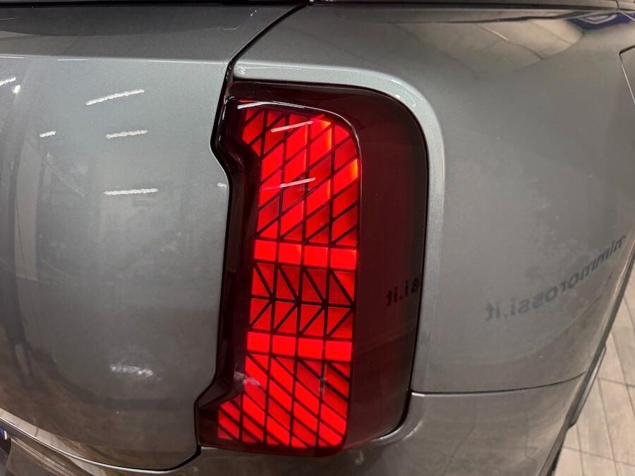 Mini Cooper D Countryman Favoured Auto
