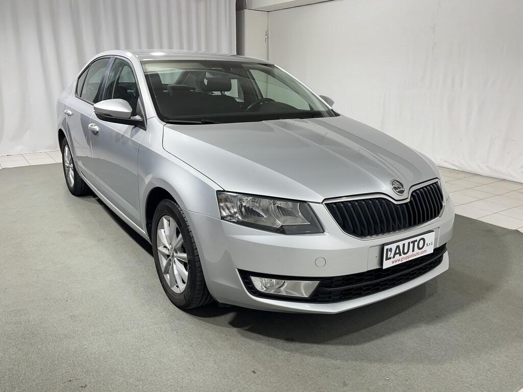 Skoda Octavia 1.6 tdi CR Ambition 105cv