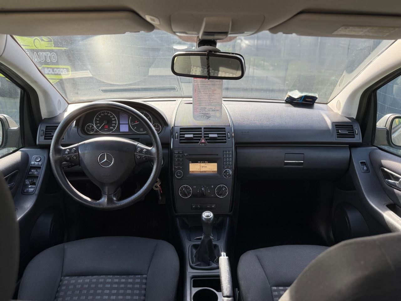 Mercedes CLASSE A 160 BENZINA 2011 BLUEFFICENCY NEOPATENTATI