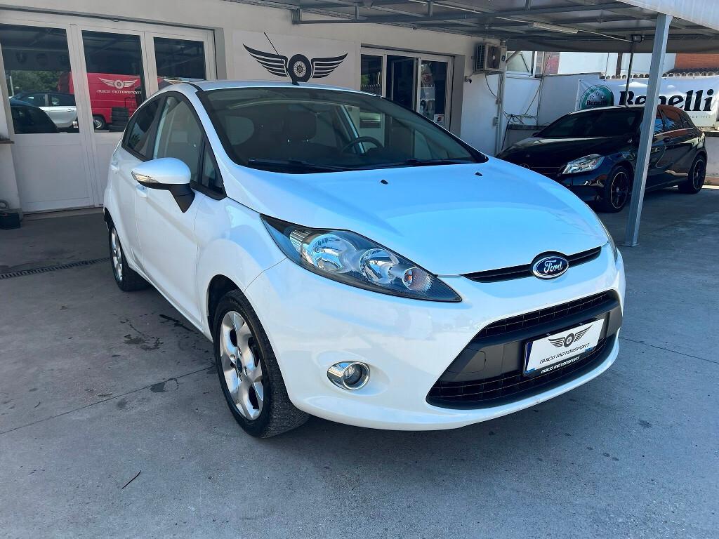 Ford Fiesta 5P Trend 1.4 Benzina/Gpl della Casa Euro 5B