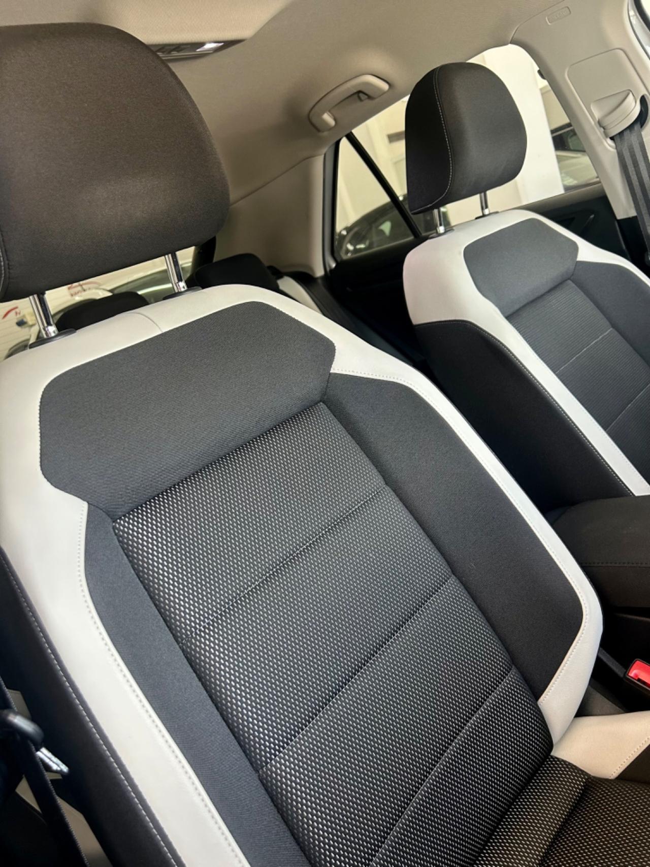 VW T-Roc FULL OPTIONAL finanziabile