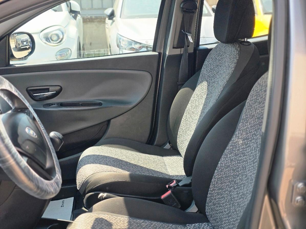 LANCIA YPSILON 1.2 GPL - 2011
