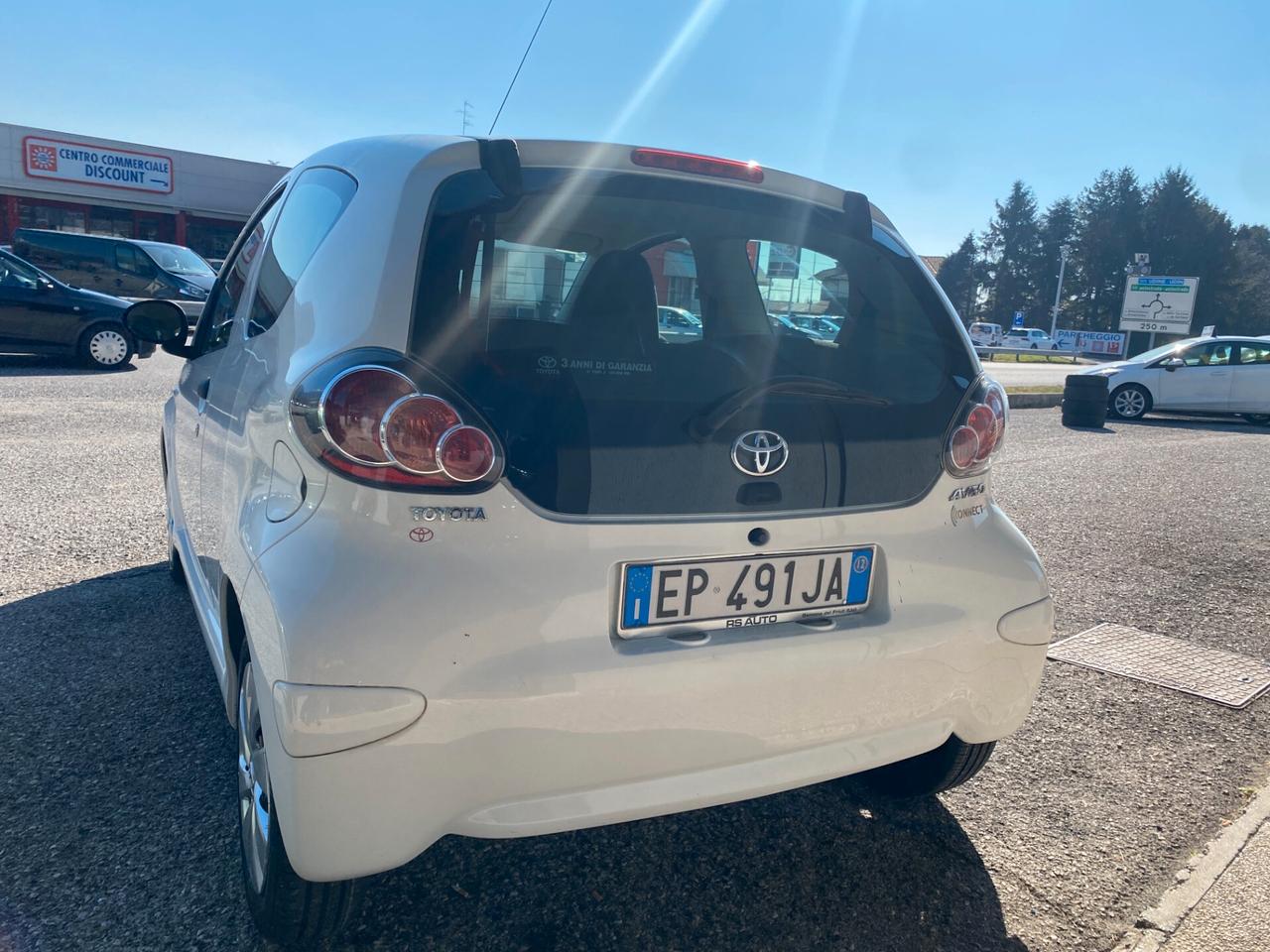 Toyota Aygo 1.0 12V VVT-i 3 porte Active Connect