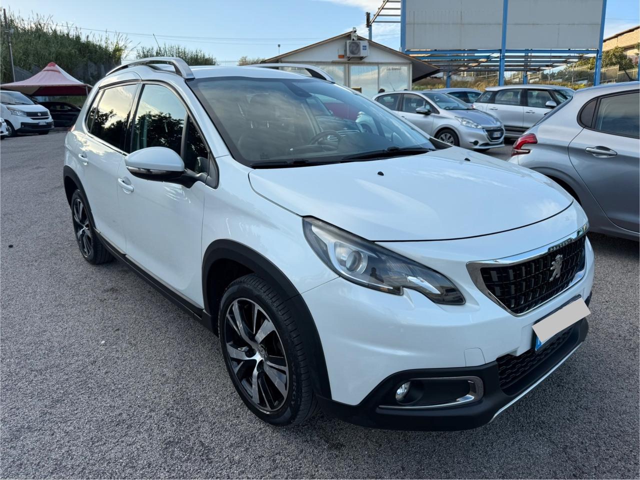 Peugeot 2008 BlueHDi 120 S&S Allure