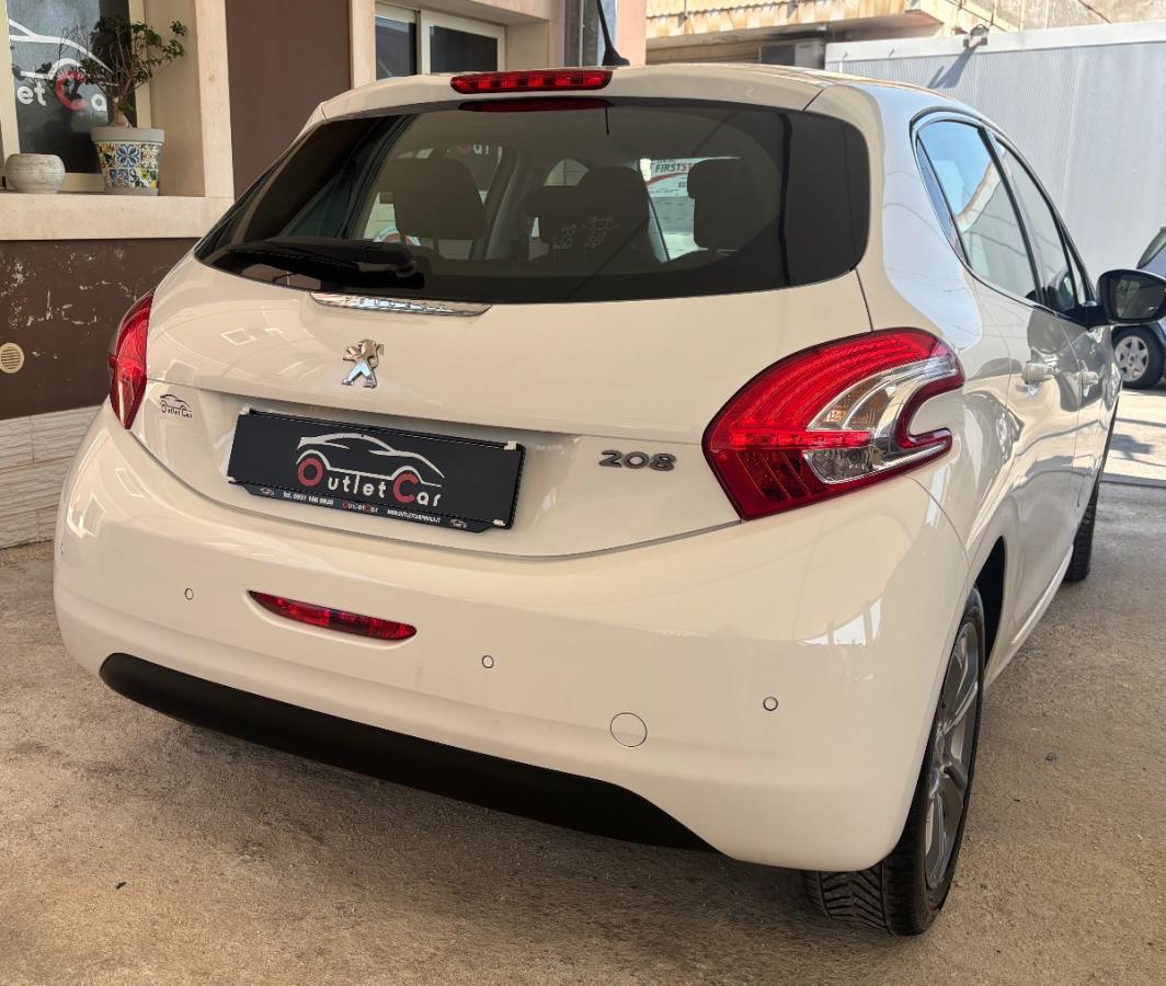 PEUGEOT - 208 - 1.4 HDi 68 CV 5p. Allure