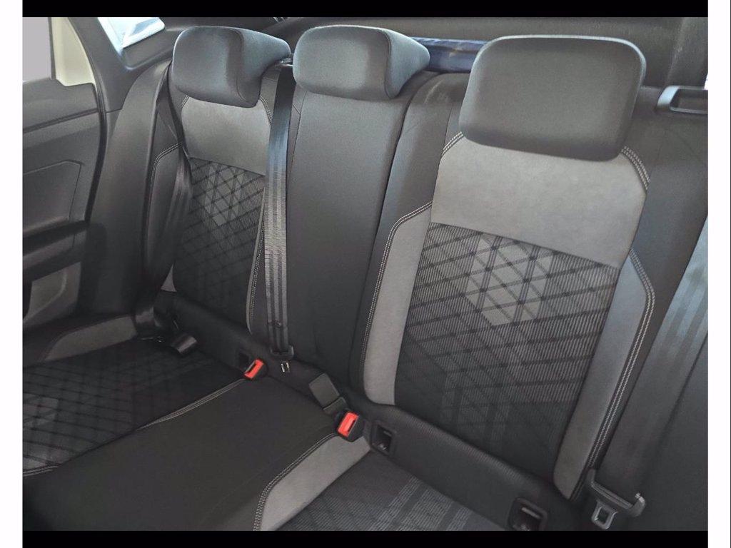 VOLKSWAGEN Polo 1.0 tsi r-line 95cv del 2023