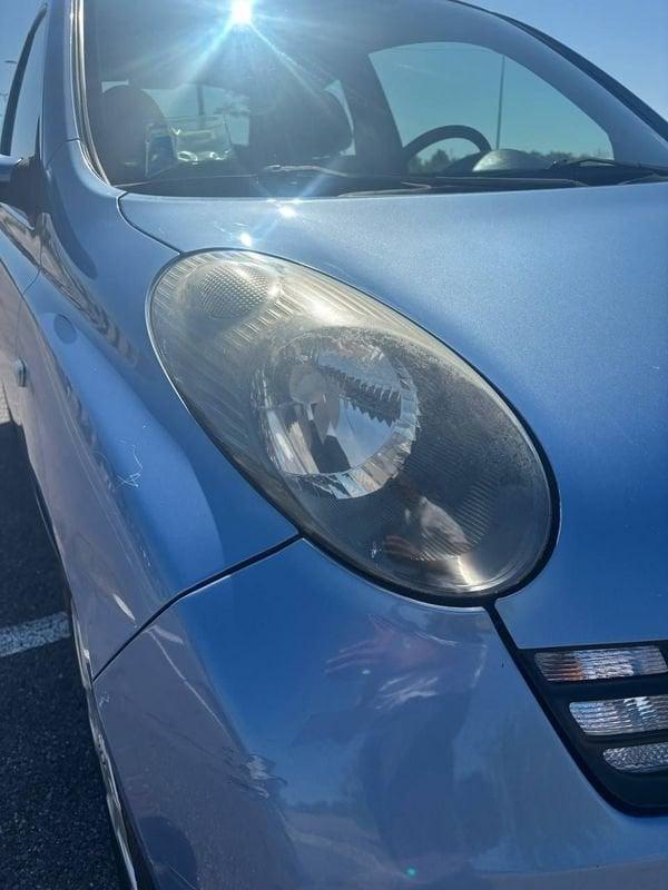 Nissan Micra NEOP. VETRO ANT. ROTTO *CLIMA*