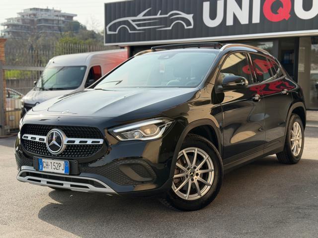 MERCEDES-BENZ GLA 180 d Automatic Business Extra (TETTO)