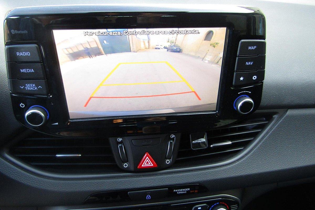 HYUNDAI i30 1.6 CRDi 5p. Go! DCT