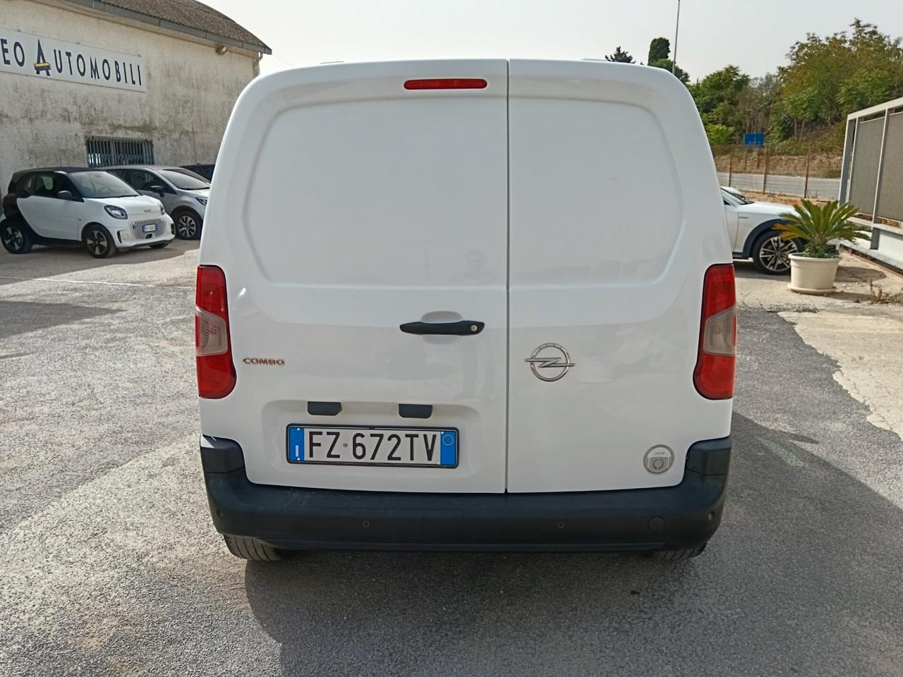 Opel Combo Cargo 1.6 Diesel PC 1000kg