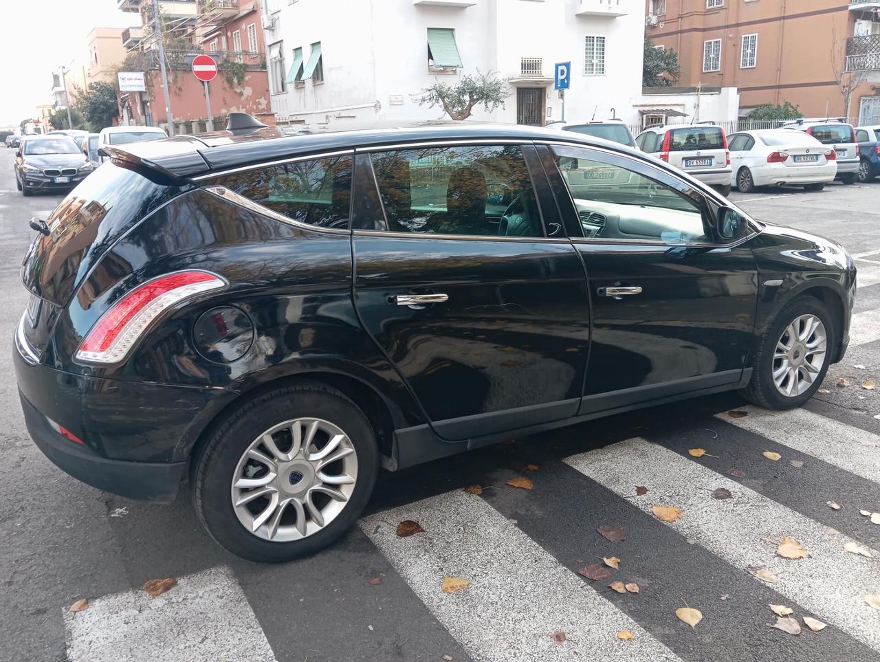 Lancia Delta 1.6 MJT DPF Platino