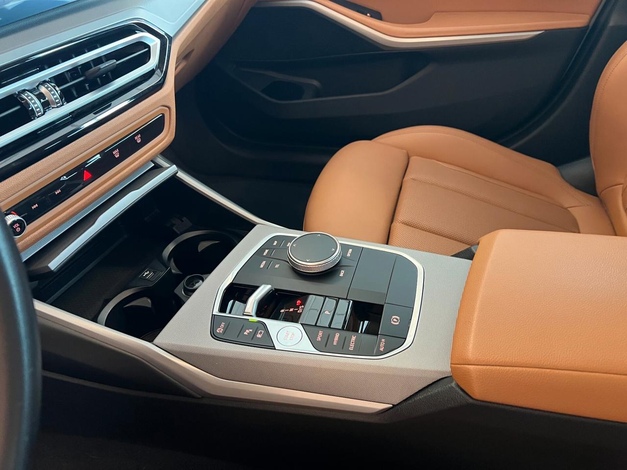Bmw 330e G21 Touring auto