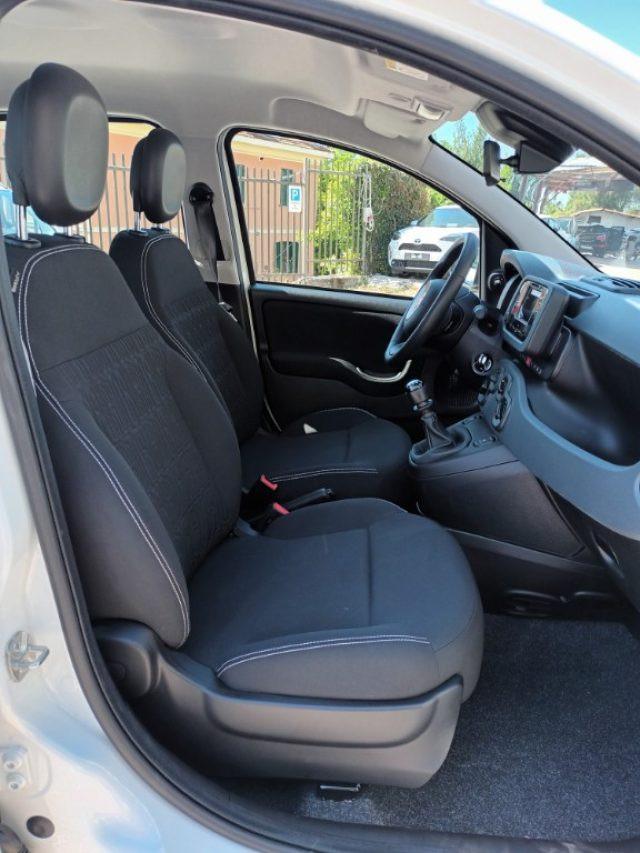 FIAT Panda 1000 HYBRID 70 CV PACK CITY STEREO USB ITALIA
