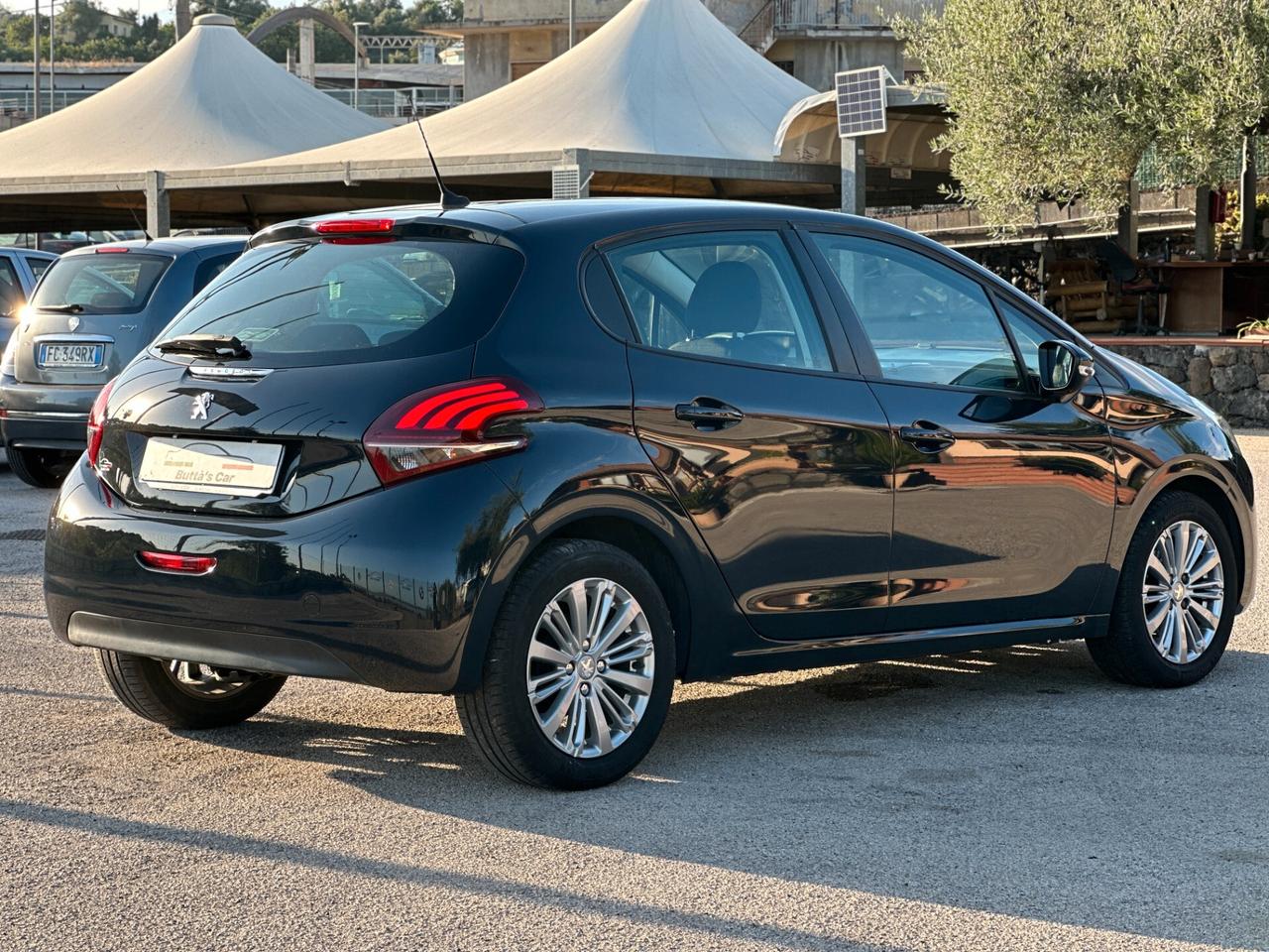 Peugeot 208 5p 1.2 Active S&S 82 CV 41.940 km