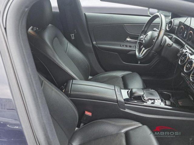 MERCEDES-BENZ CLA 200 200 d Automatic Shooting Brake Sport