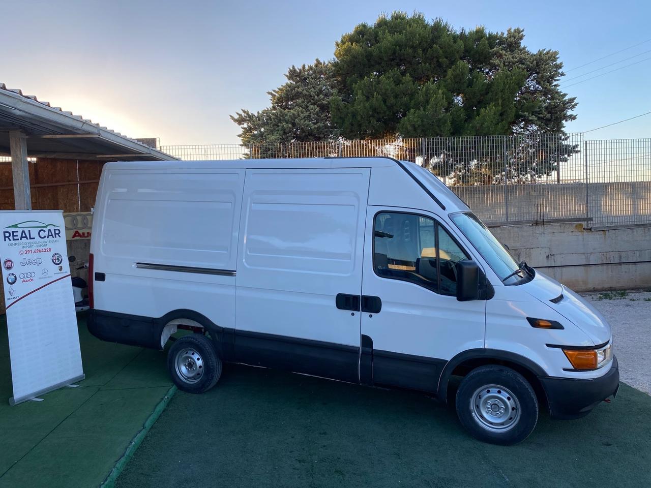 Iveco Daily 2.3 35S12 Furgone