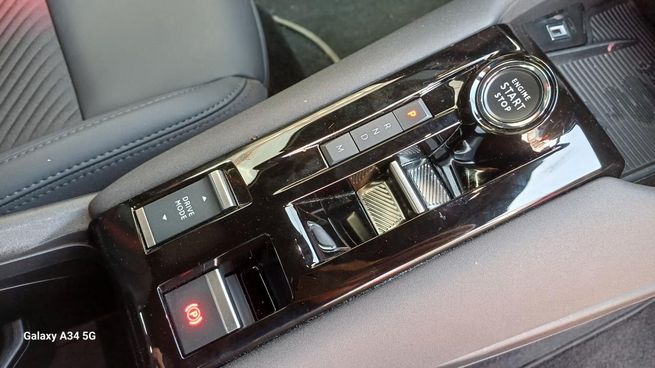 Alfa Romeo Junior 1.2 145 CV Hybrid eDCT6 Speciale