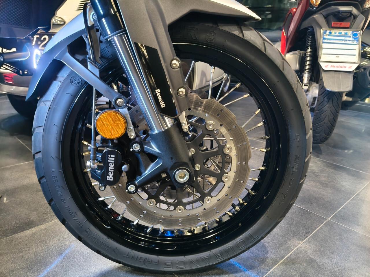 Benelli TRK 502 X