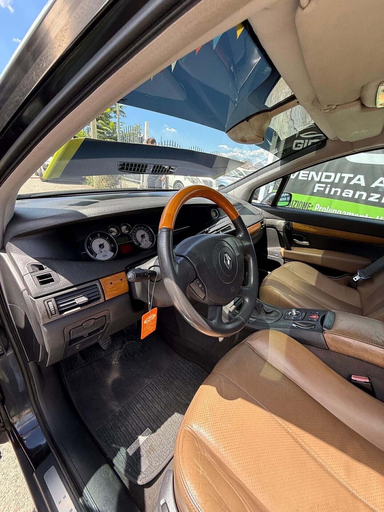 Renault Vel Satis 2.2 16V dCi 140CV Initiale