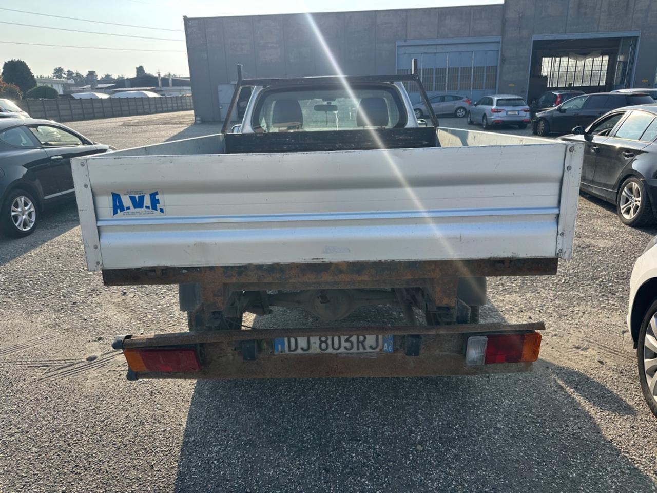 Mitsubishi L200 2.5 DI-D/136CV Single Cab Inform