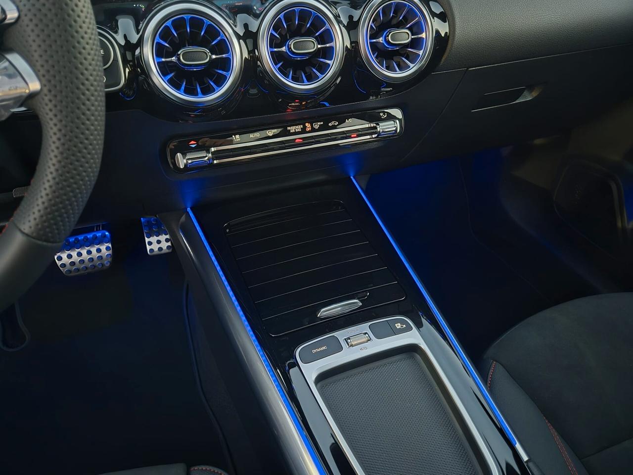 Mercedes-benz GLA 200 d AMG Premium Night edition Tetto apribile