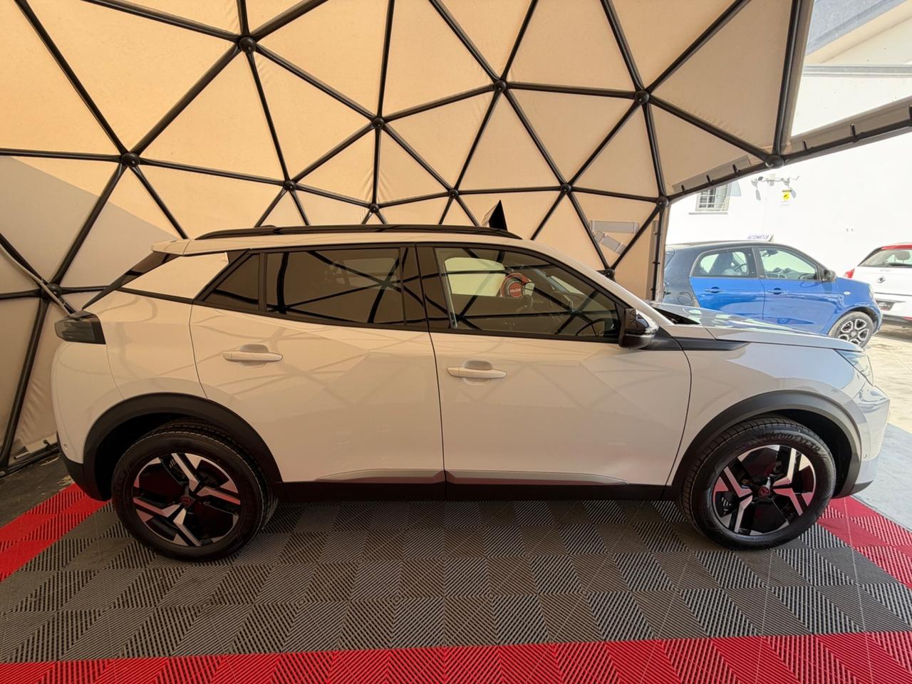 Peugeot 2008 Hybrid 110 e-DCS6 Allure