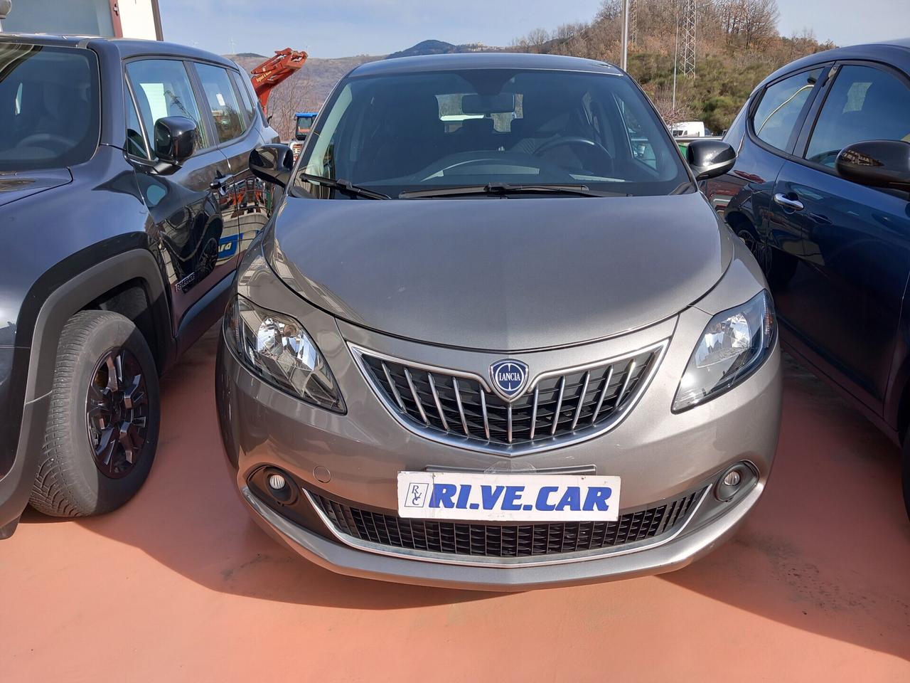 Lancia Ypsilon 1.0 FireFly 5 porte S&S Hybrid Ecochic Gold