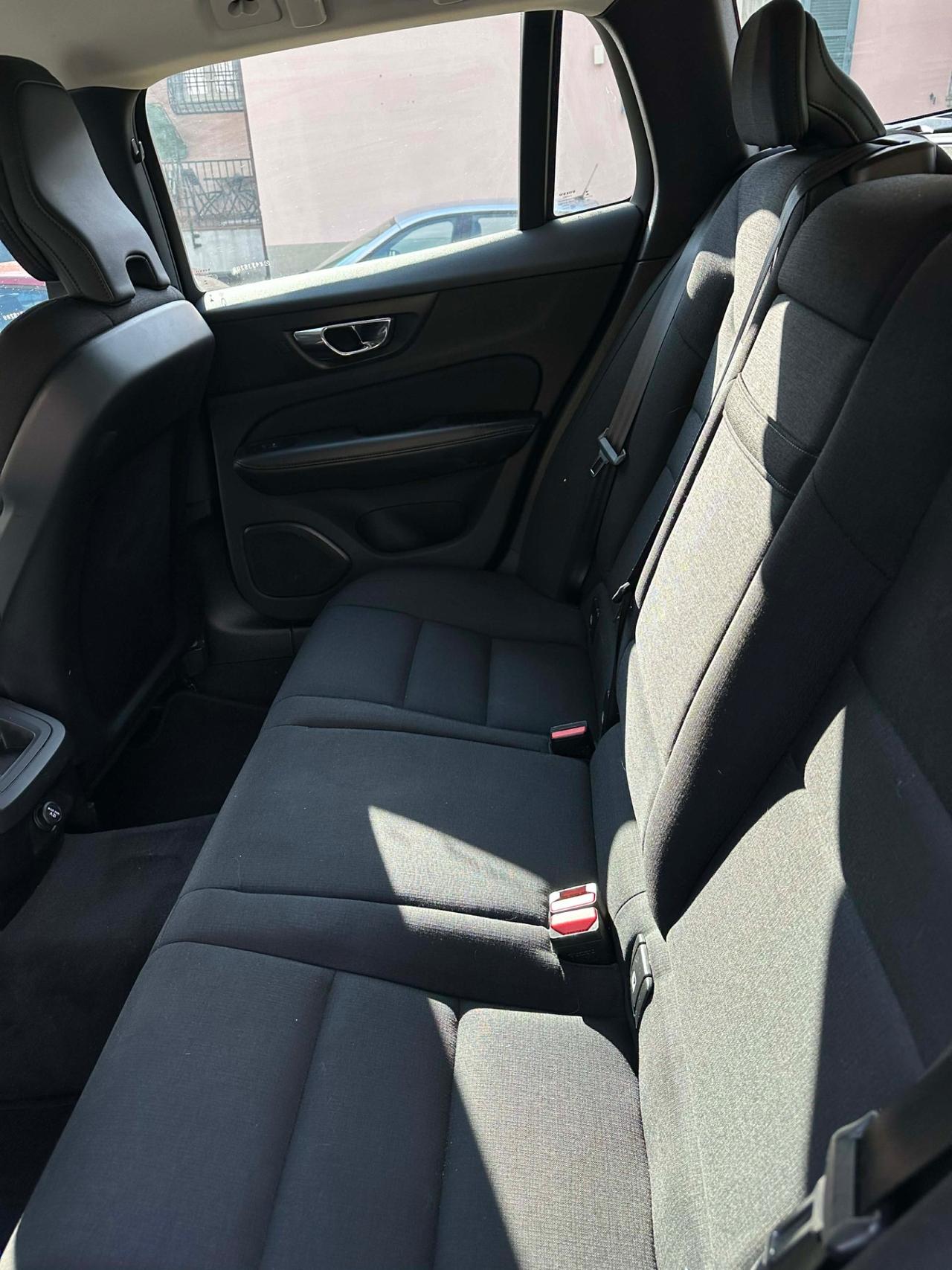 Volvo V60 D3 KMCERT GARANZ UNICOPR FULLLED