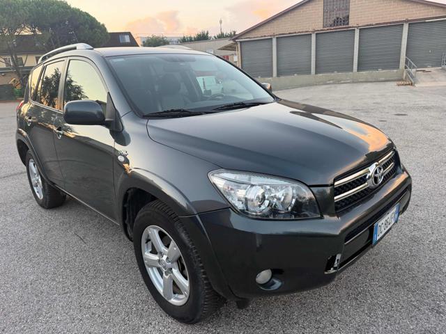 TOYOTA RAV 4 MY23 RAV4 2.2 D-4D 177 CV Luxury