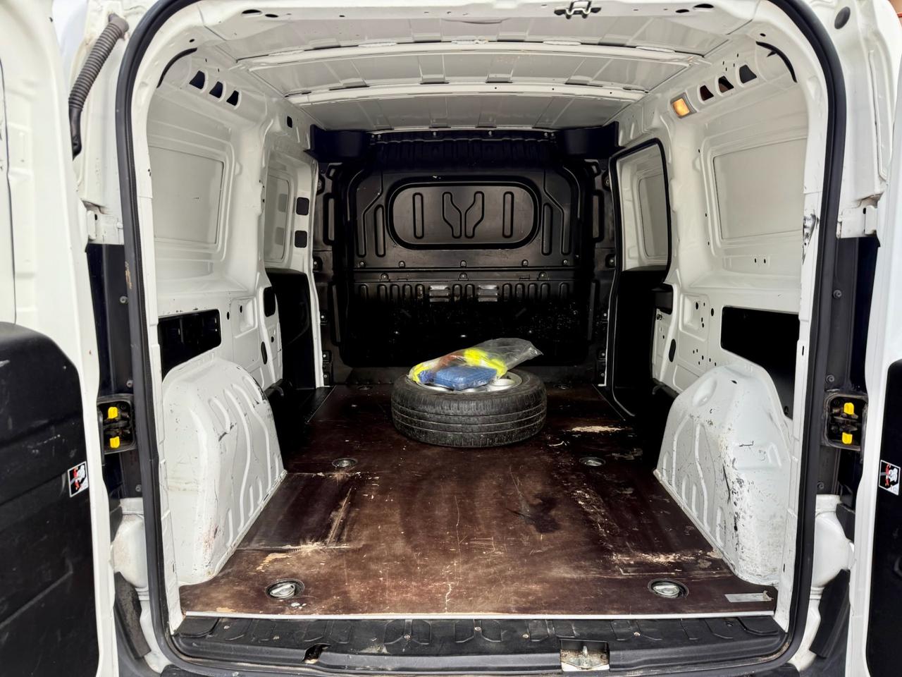 Opel Combo 1.4 Turbo EcoM Ok NEOPATENTATI
