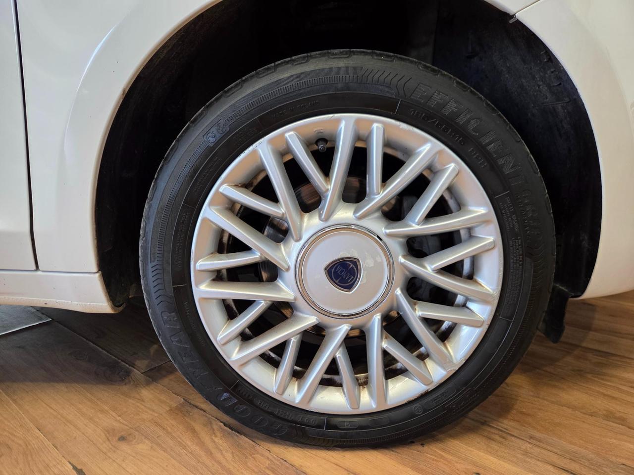 Lancia Ypsilon 5 Porte Ypsilon 0.9 t.air Platinum s&s 85cv dfn