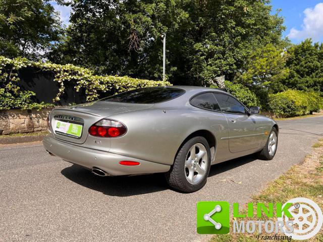 JAGUAR XK8 4.0 Coupé