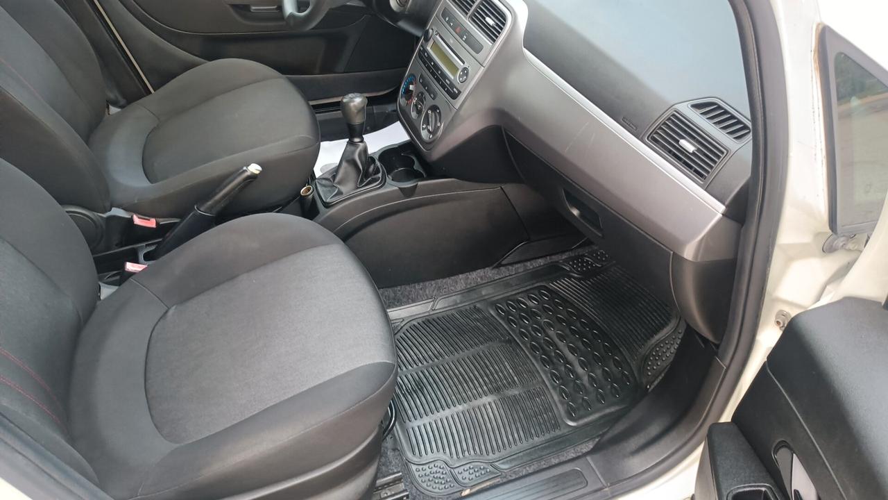 Fiat Punto 1.3 diesel 75 CV. N1 con i posti