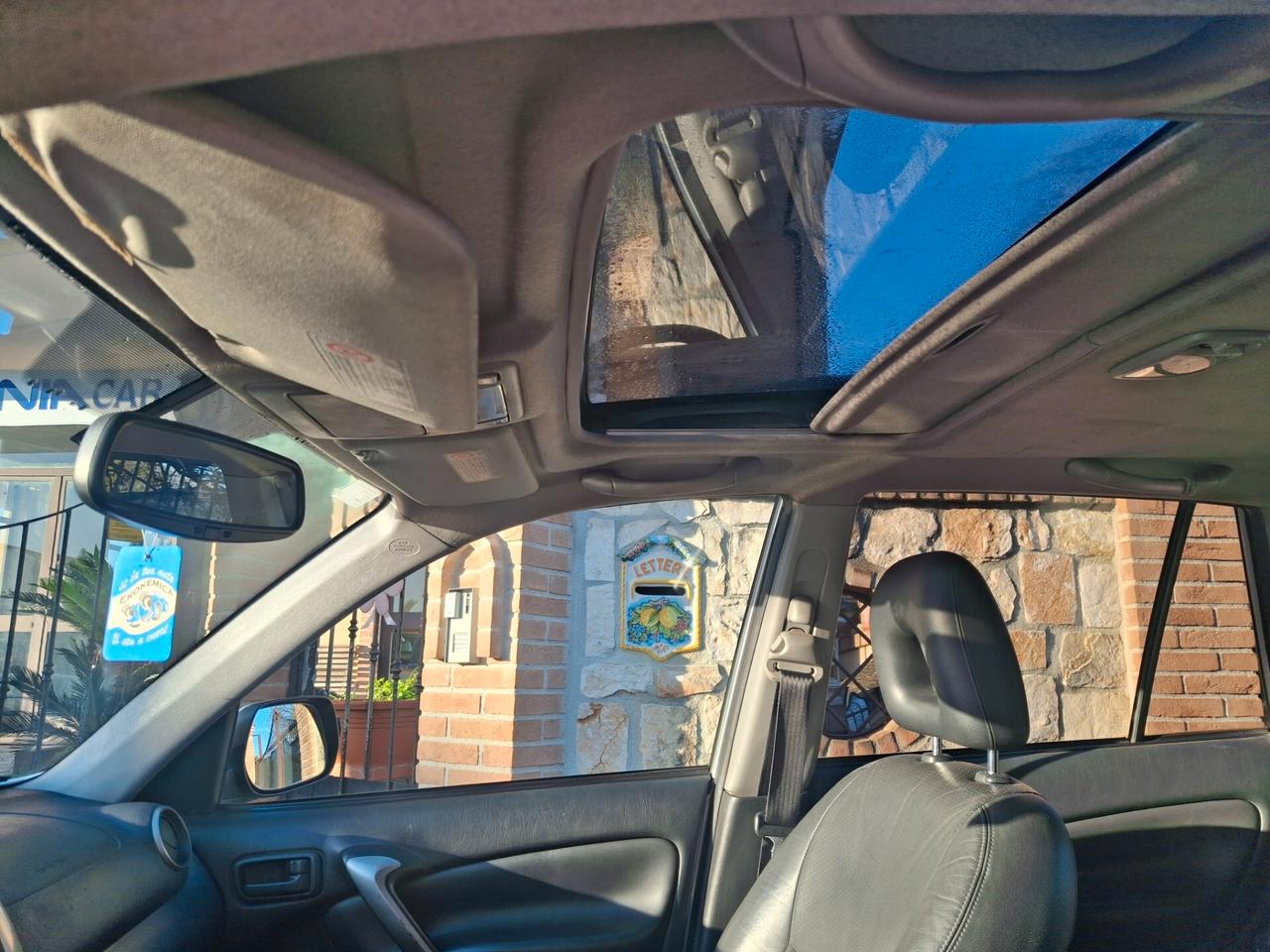 Toyota RAV 4 RAV4.com 2.0 Tdi D-4D cat 5 porte