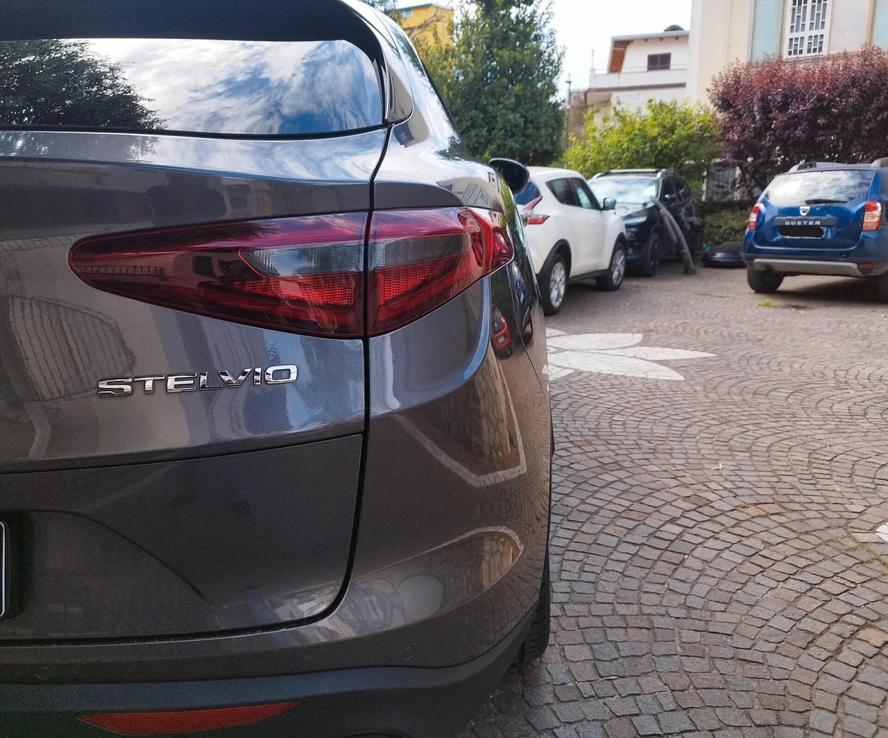 Alfa Romeo Stelvio 2.2D TURBO DIESEL 210 CV AT8 Q4 EXECUTIVE