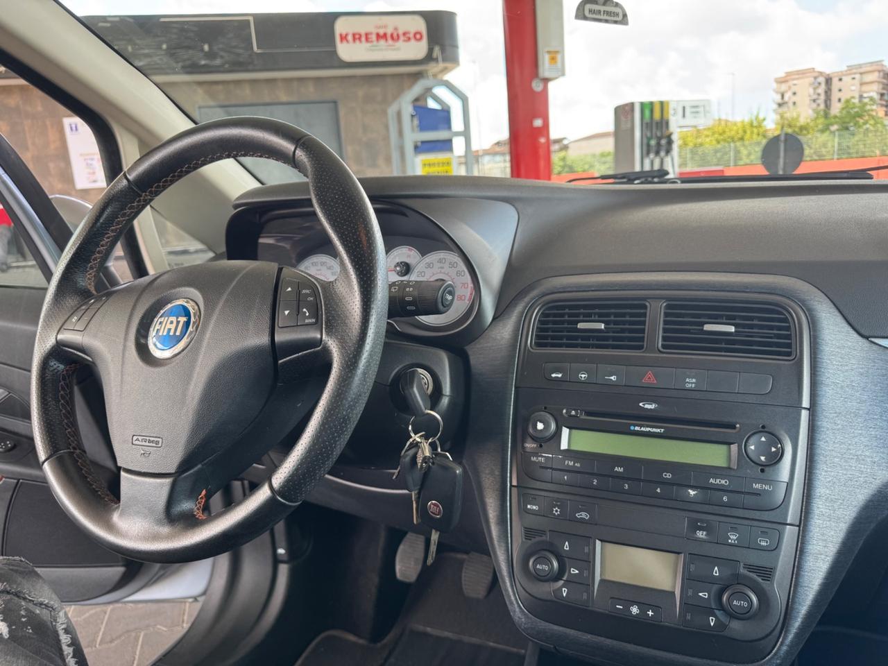 Fiat Grande Punto 1.4 Starjet 16V 5 porte Sport