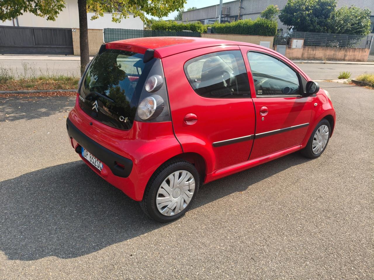 Citroen C1 1.0 5 porte CAMBIO AUTOMATICO