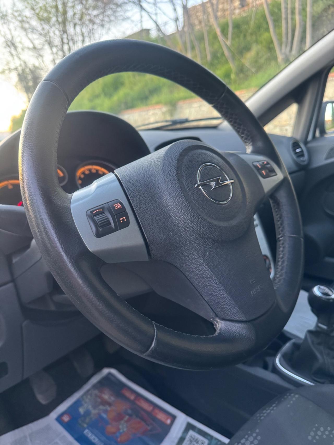 Opel Corsa 1.3 Multijet 75Cv 2011