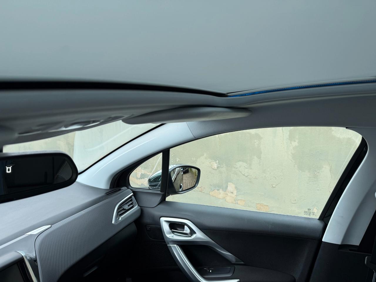 Peugeot 2008 BlueHDi 120 S&S Tetto Pelle JBL Luci Ambiente