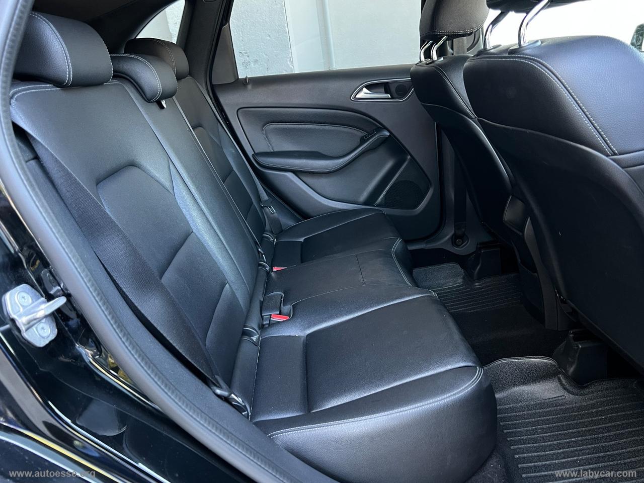 MERCEDES-BENZ B 180 d Automatic Executive