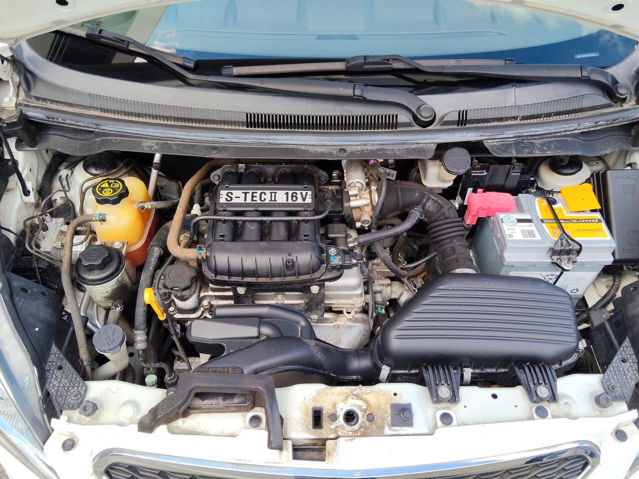 Chevrolet Spark 1.0 LT 81.000km