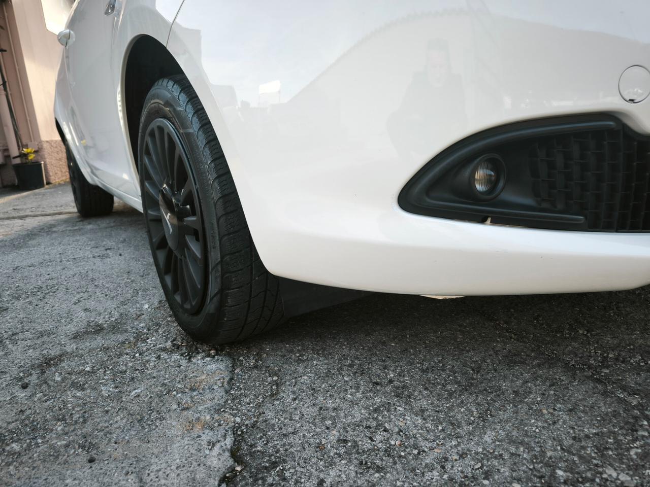 Lancia Ypsilon 1.2 GPL Ecochic Elefantino