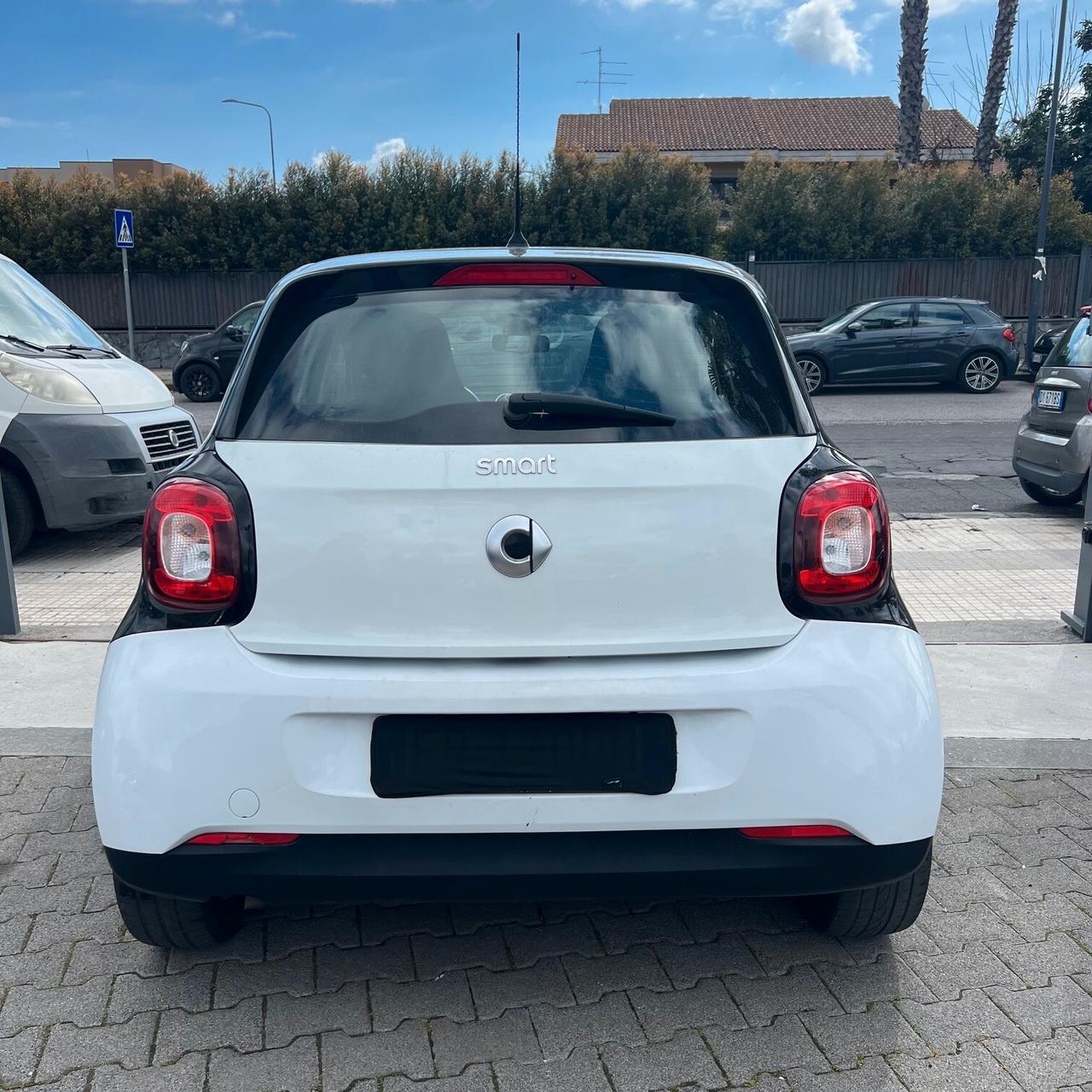 Smart ForFour 70 1.0 Prime