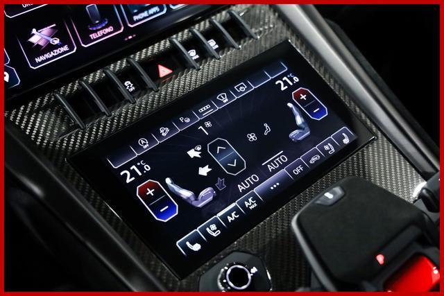 LAMBORGHINI Urus 4.0 Performante | FULL CARBON | AKRAPOVIC