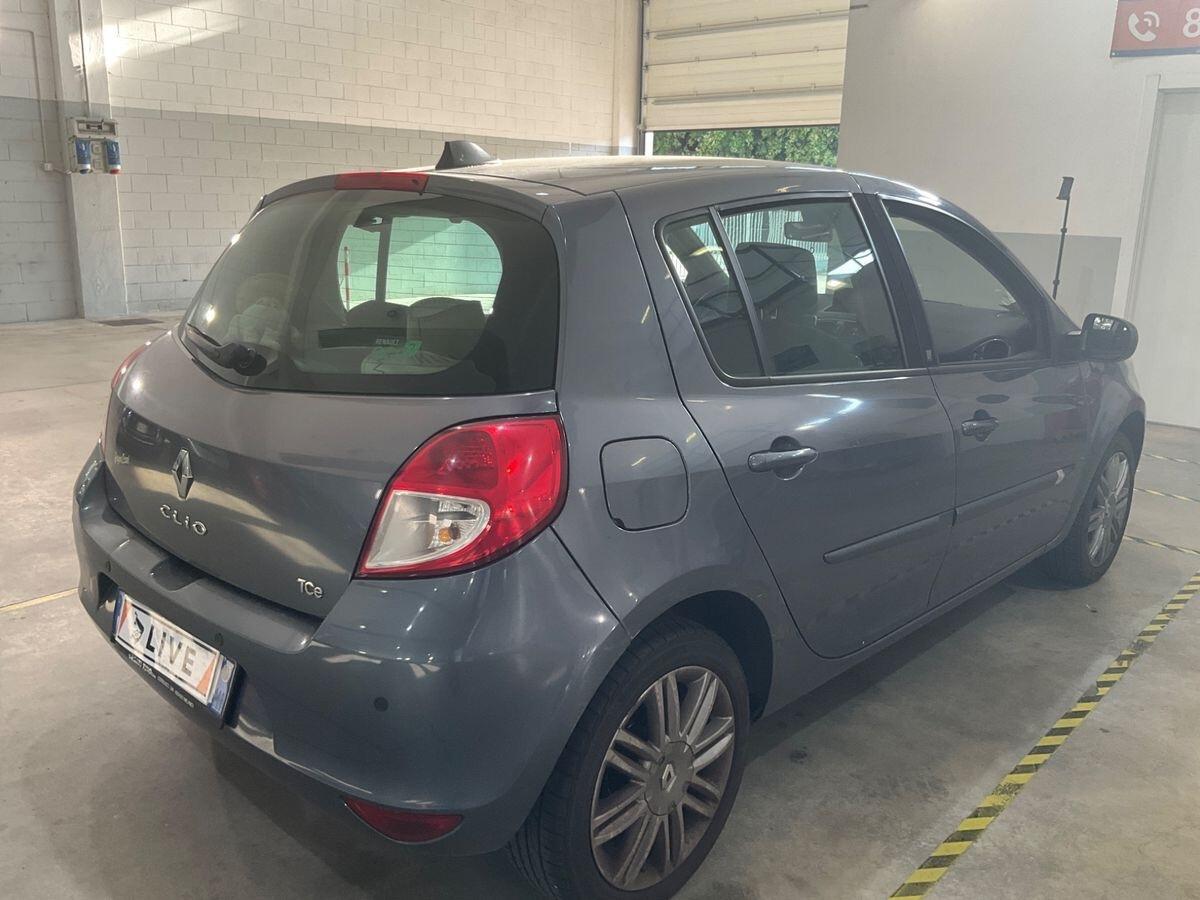 RENAULT CLIO 1.2 BENZINA NEOPATENTATI 5 PORTE