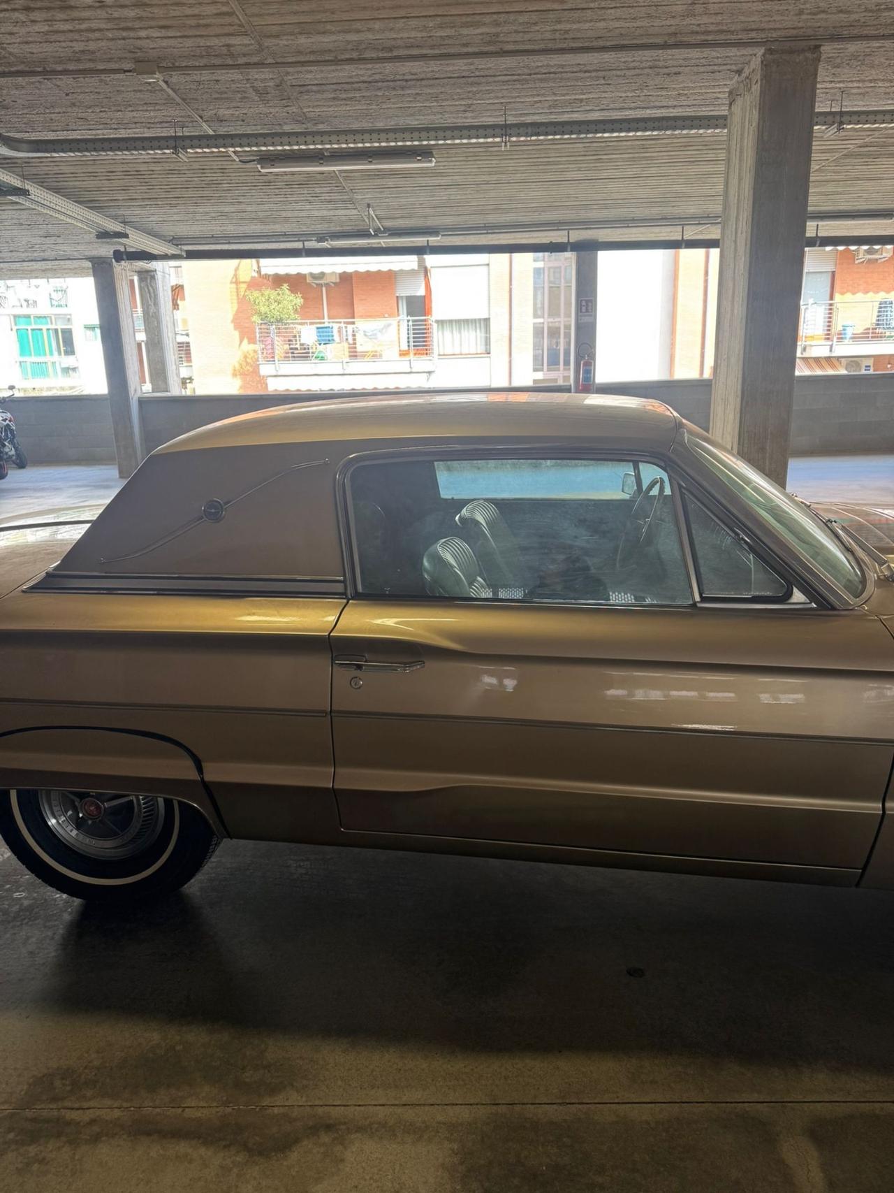 Ford Thunderbird 6.4 V 8 benzina pochi km