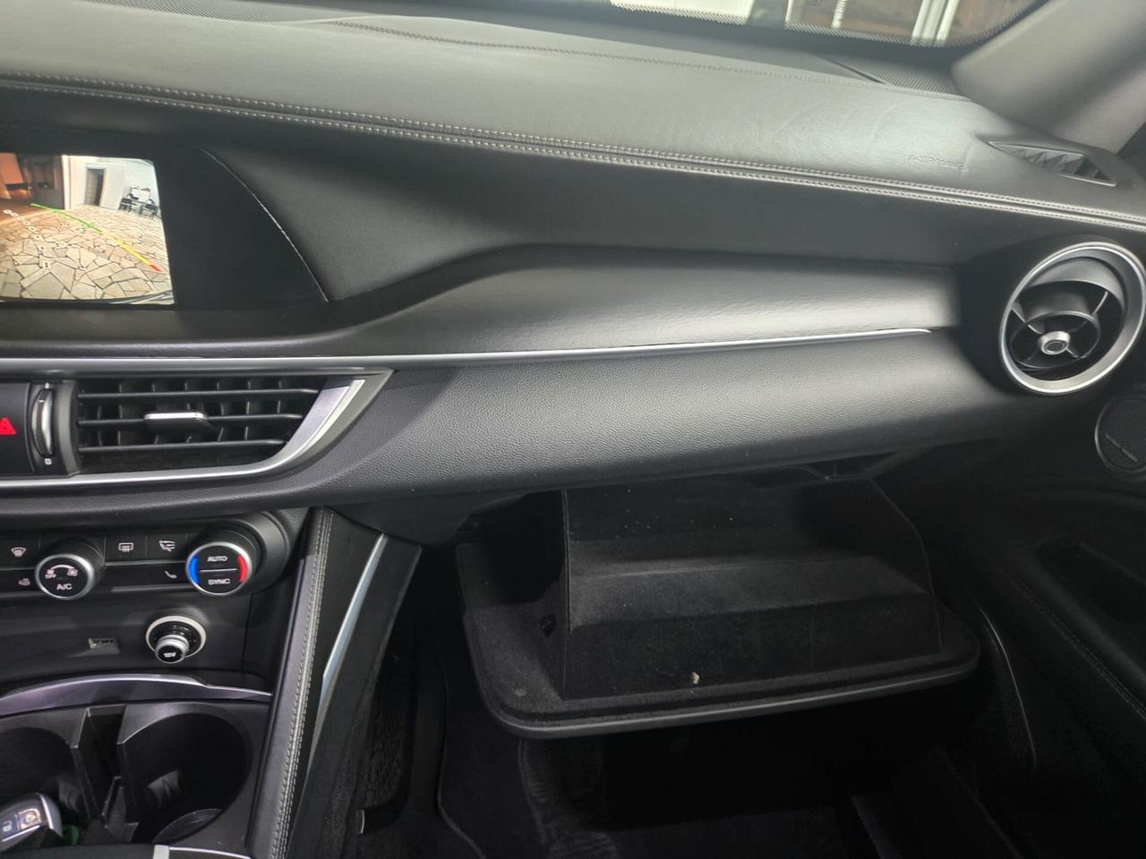 Alfa Romeo Stelvio 2.2 Turbodiesel 210 CV AT8 Q4 Executive